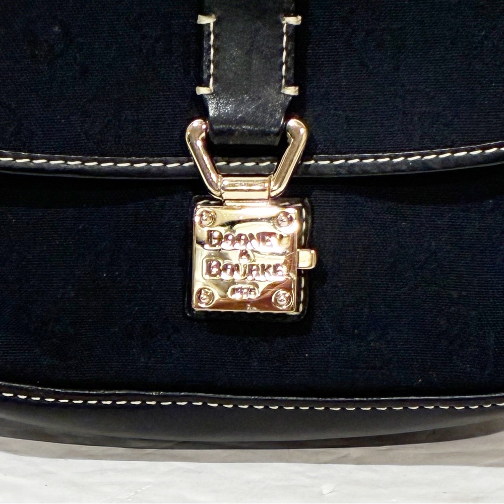 Dooney & Bourke Black Canvas Signature  Flap Pouch Wristlet Black‎ - Picture 2 of 4